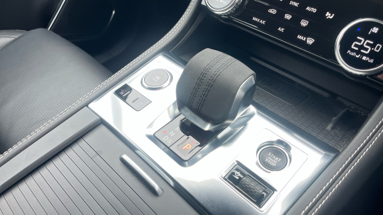 Jaguar F-Pace 2.0 D200 R-Dynamic S 5dr Auto AWD Diesel Estate